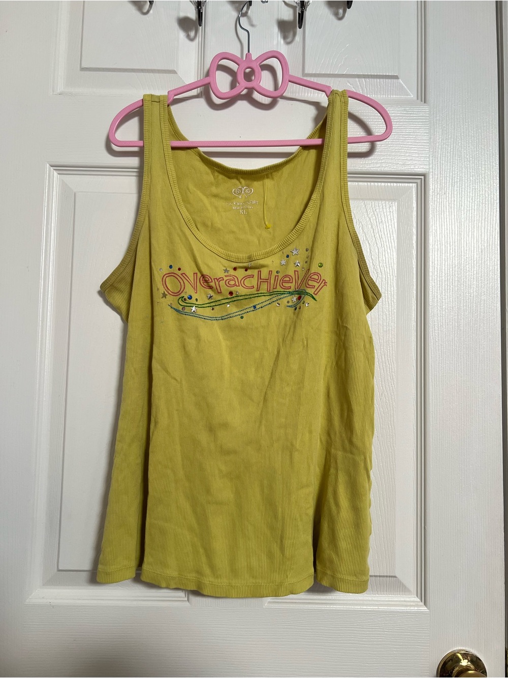 Victoria's Secret Twee Yellow-Green 'Overachiever' Scoop Tank